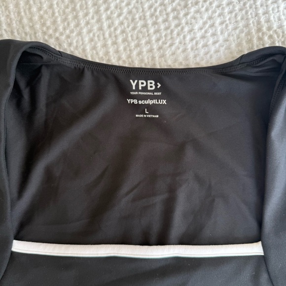 EUC Abercrombie & Fitch YPB sculptLUX Portrait Tank | Sz Large | black & white - Picture 6 of 6